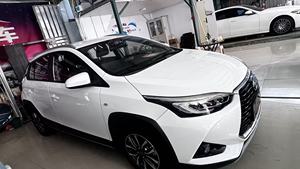 <span class=keywords><strong>Toyota</strong></span> <span class=keywords><strong>Yaris</strong></span> L Zhixuan X Perol automatique <span class=keywords><strong>2020</strong></span> avec volant à gauche, moteur turbo, sièges en cuir, pneus R17 - Product Image 2