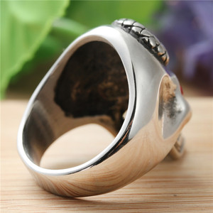 Anillo de Calavera y Serpiente para Hombre, Acero Inoxidable, Plateado, con Bisel de Ojo Rojo, Joyería Punk, Regalo 27032 - Product Image 2