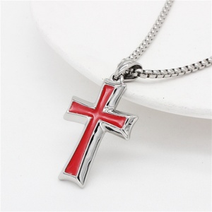 สร้อยคอจี้รูปกางเขนเคลือบสีแบบมินิมอลขายส่ง สร้อยคอจี้รูปกางเขนแบบสั่งทำได้ - Product Image 5
