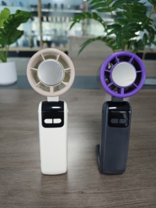 พัดลมมือถือพกพาแบบพับได้ รุ่นใหม่ปี 2025 ชาร์จไฟผ่าน USB สำหรับเล่นกีฬา ขนาดเล็ก พร้อมหน้าจอดิจิตอล ใช้แบตเตอรี่ - Product Image 2