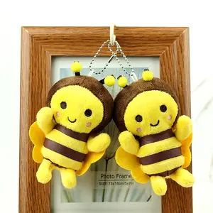 Kawaii 12cm sarı arı peluş anahtarlıklar oyuncaklar dolması araba dekorasyon çizimli çanta Charm arı anahtarlık toptan