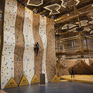 Aire de <span class=keywords><strong>jeux</strong></span> intérieure de luxe personnalisée SGS/CPC pour 3000 personnes ㎡ Centre de divertissement familial modulaire |   Toboggans d'escalade Ninja Trampoline - Product Image 1