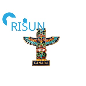 Imán de nevera, pin de solapa y insignia personalizados al por mayor con diseños de esmalte de Alaska, Canadá, totem, cara de Tiki, bar, vacaciones en Hawái y playa - Product Image 2