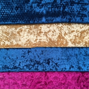 Oreiller de canapé en gros de qualité, doux au toucher 100% polyester trame tricotée <span class=keywords><strong>tissu</strong></span> de velours de soie brillant <span class=keywords><strong>tissu</strong></span> de velours extensible/ - Product Image 1