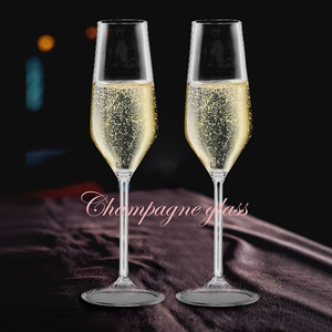 Bicchiere in Plastica PC Personalizzato da 5,5 oz Cristallino per Dessert, Vino, Cocktail, Spumante, Vino Rosso 101-200ml - Product Image 2