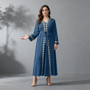 Elegante Vestido Abaya de Poliéster con Encaje para Mujeres Musulmanas, con Tela de Alta Calidad, Diseño Personalizado y Opciones de Venta al Por Mayor - Product Image 3