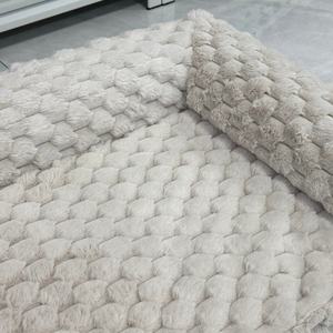 Canapé pour chien en velours de maïs de luxe sur mesure, lit pour animaux de compagnie blanc doux et confortable conçu pour les grands chiens - Product Image 5