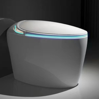 Chasse d'eau automatique Closestool Cuvette de toilette intelligente Articles sanitaires Placard Smart Wc Bidet Douche Ensemble de toilette