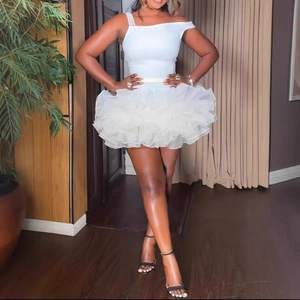 Kolsuz çiçek desenli tüp üst elbiseler benzersiz çiçek baskı Mini elbiseler ile şık gece elbisesi - Product Image 2