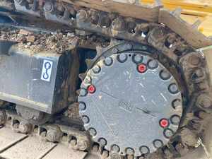 Excavadora de Orugas Komatsu PC220 y PC220-8, Maquinaria de Construcción Original Japonesa, Excavadora Usada en Venta - Product Image 4