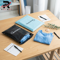 Sacs auto-adhésifs personnalisés noir mat en aluminium réfléchissant argenté pour sous-vêtements, t-shirts, et pochettes d'expédition en polyéthylène