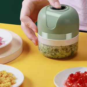 Mini hachoir électrique sans fil USB, hachoir <span class=keywords><strong>à</strong></span> ail, hachoir <span class=keywords><strong>à</strong></span> légumes, outils de cuisine en plastique - Product Image 2