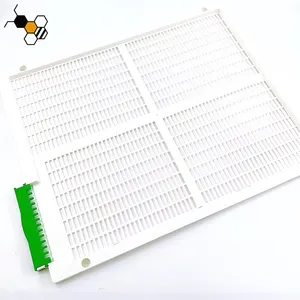 อุปกรณ์การเลี้ยงผึ้งตัวปิดกั้นพลาสติกราชินีมัลติฟังก์ชั่นพร้อมทางเข้ารังผึ้ง - Product Image 1