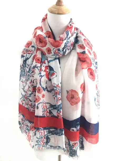 Foulard en polyester 100% RPET, certifié ce, offre spéciale