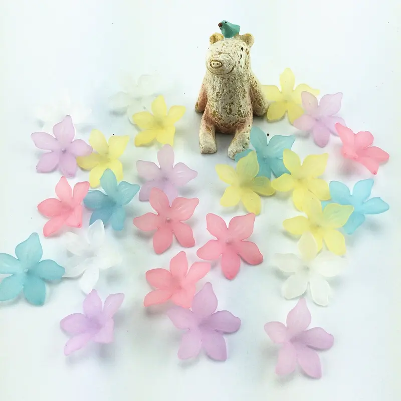 मिश्रित रंग के लिए Lucite एक्रिलिक पांच Petaled फूल आकार मोती DIY कान की बाली हार सामान