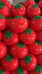 Nouveau jouet à presser réaliste en forme de tomate, créatif, anti-stress, à rebond lent, jouet souple géant en forme de fruit pour cadeau de fête - Product Image 5