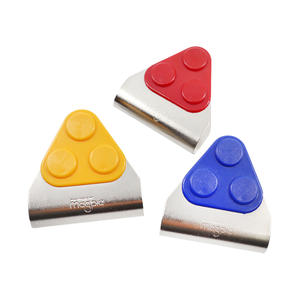 Clip magnétique MAGNETO, pince magnétique robuste pour affichage de messages au bureau ou à l'école - Product Image 1