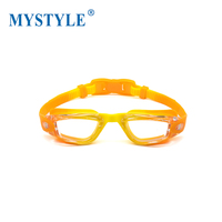 Lunettes de natation réglables anti-buée et étanches pour enfants, avec verres PC, silicone souple, protection UV, écologiques, durables et à large champ de vision