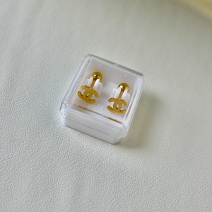 <span class=keywords><strong>Pendientes</strong></span> Pequeños Colgantes de Acero de Titanio Dorado en Caja, <span class=keywords><strong>Pendientes</strong></span> Minimalistas con Tornillo - Product Image 5