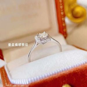 Anillo Xinfly de Oro 18k con Diamante Natural Cuadrado VS H de 0.20ct/0.30ct, Resistente al Agua, para Mujer, Venta al Por Mayor - Product Image 5