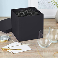 Boîtes cadeaux pour parfums avec couvercle et base de couleur blanche mate, logo personnalisé, laminage mat et revêtement UV, emballage écologique