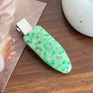 Pince à cheveux simple en acétate pour femme, couleur bonbon, sans couture, style doux, pour l'arrière de la tête - Product Image 3