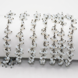 Magnifiques perles de verre en grappe arc-en-ciel blanches, chaîne de chapelet plaquée noire, chaîne perlée faite à la main pour la fabrication de bijoux - Product Image 1
