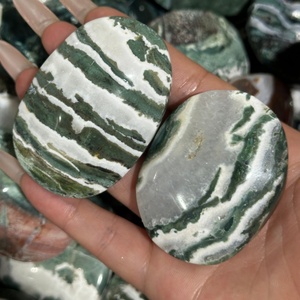 Cristaux de guérison naturels de haute qualité en gros, Cœur et paume en Jaspe Licorne pour la décoration Feng Shui à domicile - Product Image 4