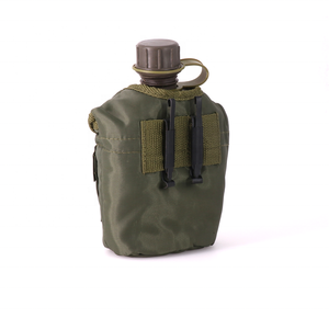 Camping Outdoor Plastik flasche G.I. Stil 1 QT. Plastik kantinen flasche mit Nylon-Oliven bezug - Product Image 2