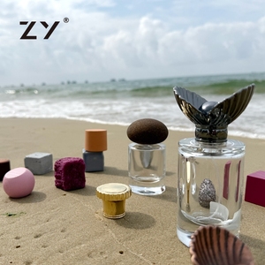 Luxury Custom <strong>30ml</strong> 50ml 100ml Magnetic Cap Parfum Square Gold Lid Designer Refillable Empty Glass <strong>Perfume</strong> <strong>Bottle</strong> with Box - Product Image 2