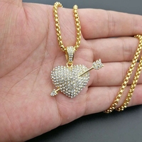 Collier pendentif cœur en acier inoxydable anti-ternissement, accessoires de mode en gros, collier pendentif flèche traversante