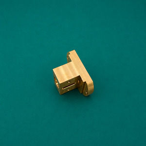 REDECO รับผลิตชิ้นส่วนอะลูมิเนียม 6061-T6 ด้วยเครื่อง CNC แบบ OEM บริการกลึง เจาะ เจียร ขึ้นรูปชิ้นงานละเอียด พร้อมรับทำแม่พิมพ์และอุปกรณ์จับยึดตามแบบ สำหรับโรงงานผลิตที่มีความแม่นยำสูง - Product Image 3