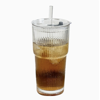 Lot de 2 verres classiques WANFAN personnalisables de 20 oz à large ouverture, côtelés, transparents, avec couvercles en bambou et pailles, pour thé au lait et jus de fruits