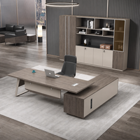 Ensemble bureau et chaise de direction moderne, simple et luxueux, grand bureau individuel pour cadre et finance