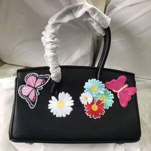 2025趋势手袋中国网上市场批发产品斜挎包最佳网上购物29厘米单肩包好 - Product Image 3