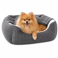 Lit orthopédique moderne pour animaux de compagnie, carré, en peluche, avec couverture à capuche, antidérapant, soutien optimal, lavable