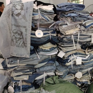 Ventes chaudes en Afrique : Balles de jeans en denim d'occasion pour femmes, de qualité A, propres, tendance et économiques - Product Image 6