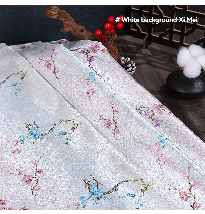# พื้นหลังสีขาว Xi Mei