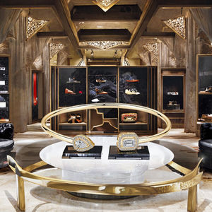 Bracelet ouvert classique en argent 925 plaqué rhodium/or avec deux pierres en forme de poire de 4x6mm 0,50ct et 4x6mm 0,80ct en moissanite taille émeraude - Product Image 3