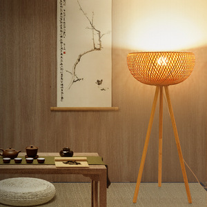 Paralume in bambù <span class=keywords><strong>Vintage</strong></span> fatto a mano a Led lampade da terra treppiede in legno E27 luci da pavimento ad angolo per soggiorno decorazioni per la casa - Product Image 1