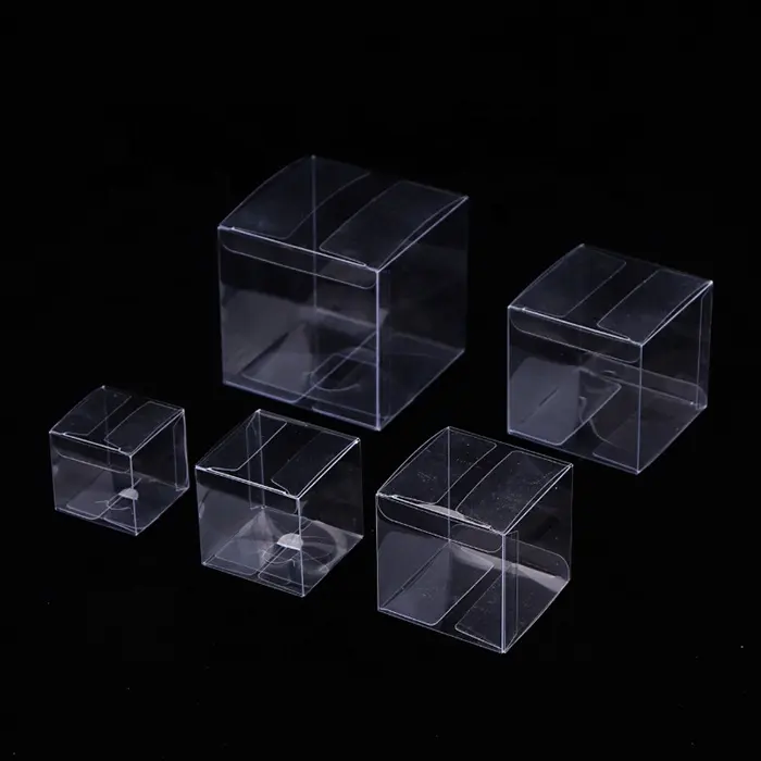 透明なPETプラスチックボックス透明なパッキングは正方形のギフトボックスを支持します