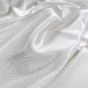 En vrac <span class=keywords><strong>Pas</strong></span> <span class=keywords><strong>Cher</strong></span> Prix Classique <span class=keywords><strong>Chinois</strong></span> Motif Viscose Soie Jacquard Tissu pour Femmes Mode Vêtement en Couleur Blanche - Product Image 1