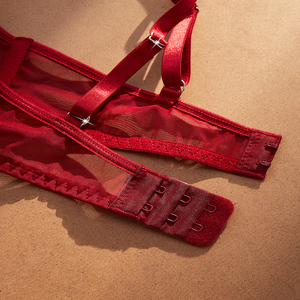 Completo Set Lingerie Sexy da Donna: Reggiseno <span class=keywords><strong>e</strong></span> Perizoma in Pizzo Floreale Rosso Trasparente, 2 Pezzi, Hot Sale - Product Image 4