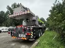 Zoomline Truck Crane ZTC1000V5 2023 Model 100 Ton Max Lifting 53m Lifting Height Yuchai Engine Shanghai Origin <b>Used</b> <b>Machinery</b> - Product Image 1