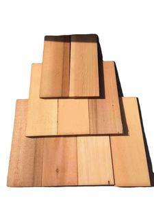 Table basse <span class=keywords><strong>de</strong></span> patio en cèdre rouge occidental massif intégré, plateau naturel anti-corrosion - Product Image 1