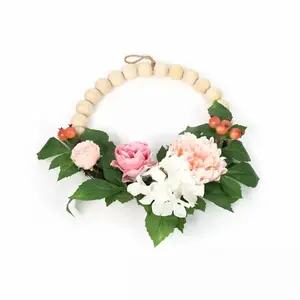 Seasonal Wedding Wall Decor Bead Garland Faux Flowers With Fruit Pulp Leafy Wreath For Front Door Decoration