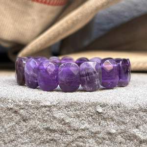 Pulsera de Piedra Natural con Cuentas de Vidrio Coloridas, Joyería de Alta Calidad con Propiedades Curativas, Condiciones de Pago Flexibles - Product Image 3