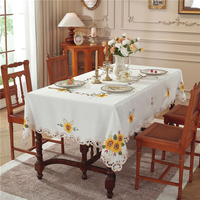 Nappe rectangulaire blanche en polyester soluble dans l'eau, brodée, motif floral ajouré, pour la décoration de fêtes