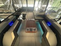 Yacht de luxe à moteur hors-bord pour fêtes, bateau ponton en aluminium soudé à double pont de 30 pieds avec salle de bain privée pour les loisirs