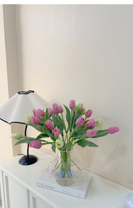 Ramos de <span class=keywords><strong>Tulipanes</strong></span> Artificiales Realistas en Rosa/Naranja/Verde/<span class=keywords><strong>Morado</strong></span>, <span class=keywords><strong>Tulipanes</strong></span> Falsos de Plástico, Flores de Primavera, <span class=keywords><strong>Tulipanes</strong></span> Artificiales - Product Image 4